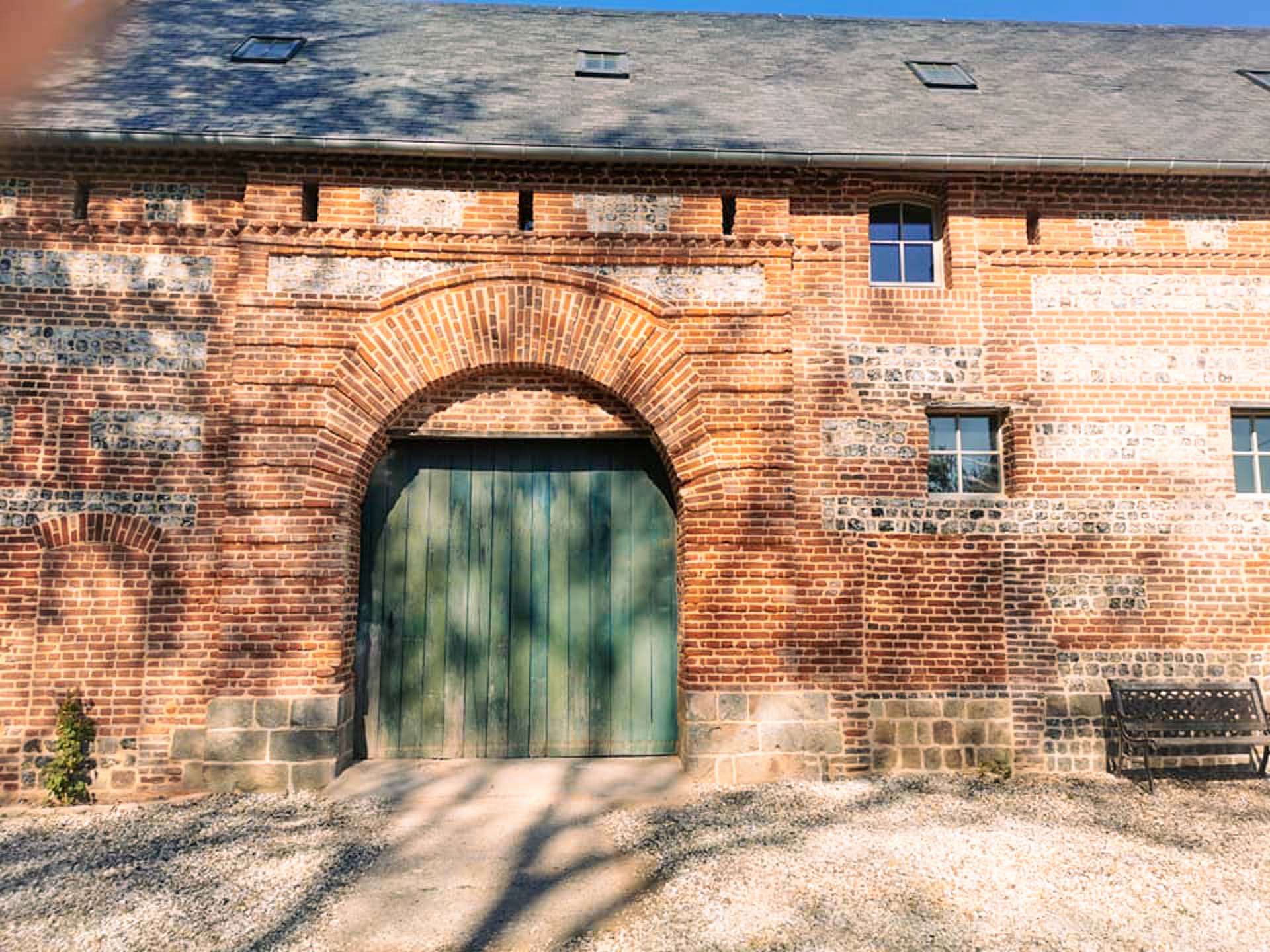 Maçonnerie à la chaux : techniques ancestrales en Seine-Maritime